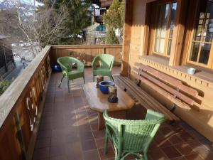 Apartment Drive - Nr- 3 Appartement-Fewo- Dusche oder Bad- WC 6-Bettwohnung by Interhome