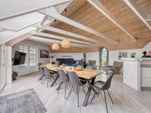 Holiday Home Janne - from the sea by Interhome