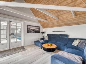 Holiday Home Janne - from the sea by Interhome