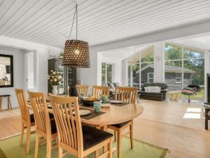 Holiday Home Lucian - from the sea by Interhome