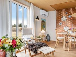 Holiday Home Sida - 400m from the sea by Interhome