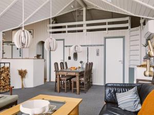 Holiday Home Hélène - 1-1km from the sea by Interhome
