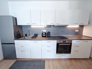 Smíchov Modern Comfort Stay, Parking, Gym