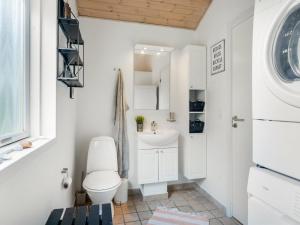 Holiday Home Marjanna - 700m to the fjord by Interhome