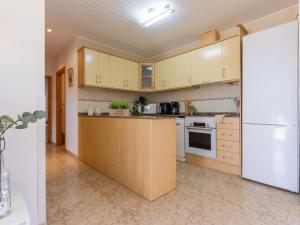 Holiday Home Lisa by Interhome