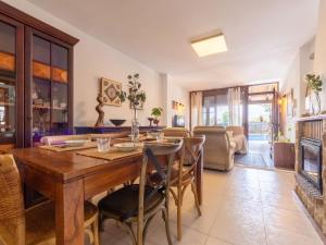 Holiday Home Lluna by Interhome