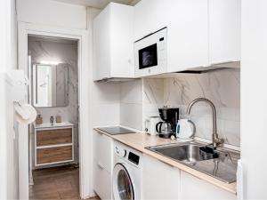 Apartment Las Naciones by Interhome