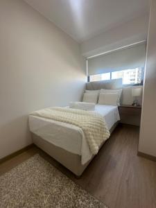 DecoRent Luxury in Miraflores, steps from Larcomar
