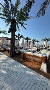 Hotel AVALON
