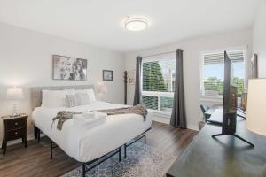 1062 Riverfront