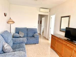 Apartamento en primera linea playa Arenal con 2 dormitorios