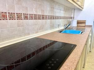 Apartamento en primera linea playa Arenal con 2 dormitorios