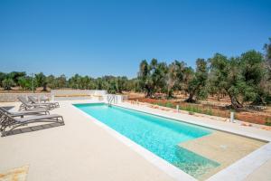 Villa Smeraldo with private pool and stone vaults