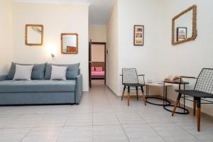 Stratos Hotel