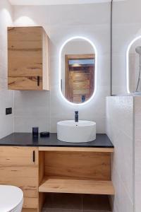 Apartment Le Bec Rouge - Le Lac-12 by Interhome
