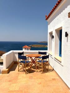 Andros Villa