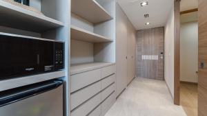One 301A : Oceanfront Luxury Suite with Stunning Views
