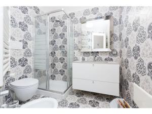 TREVI FOUNTAIN Deluxe - Your Italian Holidays