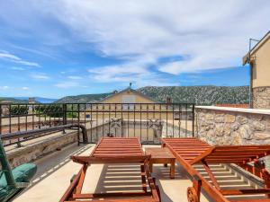 Holiday Home Villa Lara by Interhome