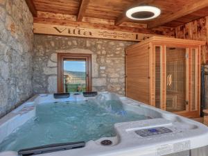 Holiday Home Villa Lara by Interhome