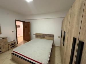 Bledis Apartments