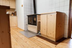 Koča Sedmica - Chalet Seven