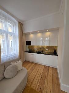 UKRYTY SEKRET - klimatyzowany apartament w centrum dla Par