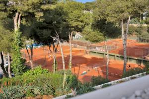 Modern Apt Sunset Views, Pool, Gym & Padel