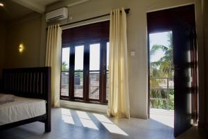 Beach Break Dickwella - Garden View Apartment, 5 Min to Hiriketiya Beach