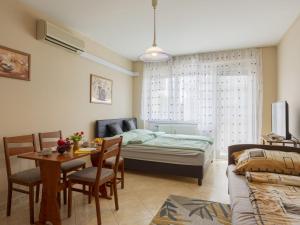 Studio Patti 2 by Interhome