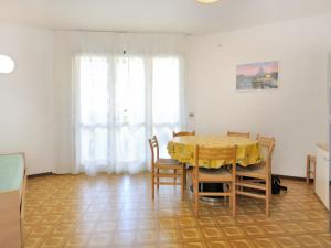 Apartment Villaggio Tivoli-5 by Interhome