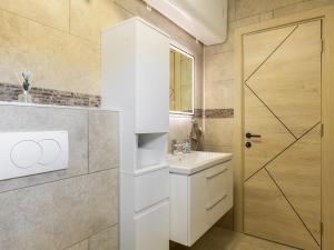 Apartment Sio 46 2 by Interhome