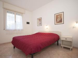 Apartment Diana-2 by Interhome
