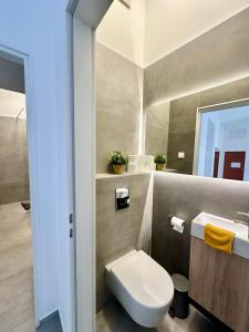 TUBLIFE Jacuzzi Terrace - City Center - Free Parking