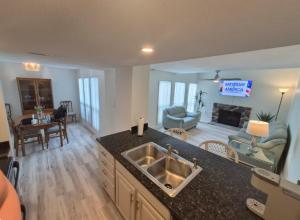 Madeira Beach Retreat | Private Pool | 2BR2BA | Steps from the Gulf | Sleeps 4