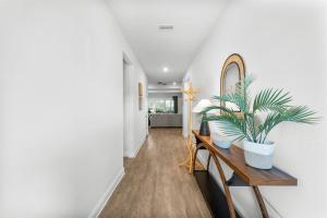 Steps2pool,beach,dining,pet friendly,windmark