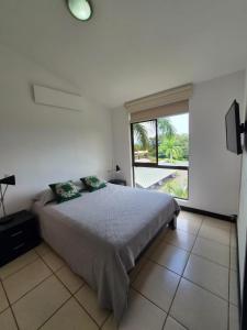 Aparmet 2 BR Gym Pool lc Restaurant Tennis Jacuzzi ,areas verdes ubicacion perfecta oasis en medio de ciudad San Jose Costa Rica Santa Ana Rio oro MC