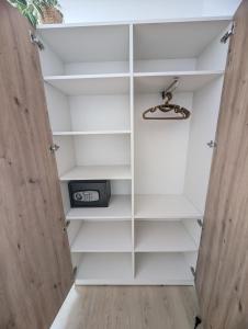 See 3 - Schönes 2-Zimmer Appartement mit Parkplatz und privatem Seezugang