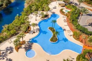 Sun kissed 9th floor studio with gulf views pools hot tub - close to beach