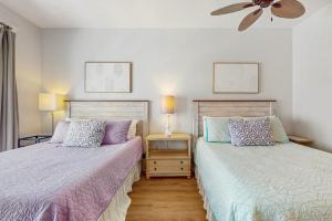 Cozy studio with beachview shared pool Wifi & hot tub