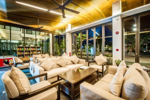 Burgundy Residence 304