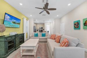 Tropical Cottage Near Disney With Margaritaville Resort And Island H20 Waterpark Access - 8049Ls