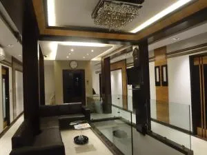 Hotel Causeway, Colaba - 卡希德