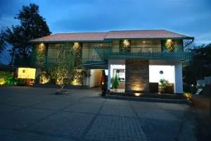 Silver Storm Resort Athirappilly - 阿西拉帕利