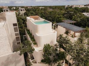 Luxury Villa Rooftop Pool 4BR Security