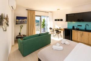 Ermou w Jacuzzi Acropolis View Monastiraki