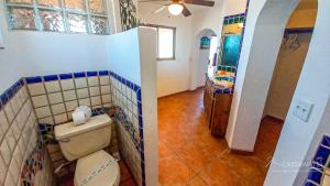 Beachfront Villa Sleeps 14 in Cholla Bay