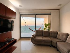 Beachfront Jacuzzi Pool Sauna Gym