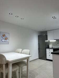 Nevis Room 2