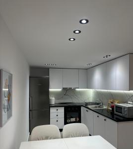 Nevis Room 2